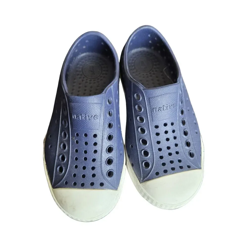 Native Blue Jefferson Kids Shoes Size: 9